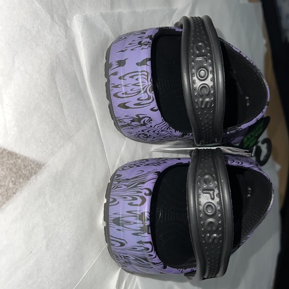 M5/W7 DISNEY CROCS The Haunted Mansion UNISEX Shoes *SLIP RESISTANT* - Picture 9 of 14